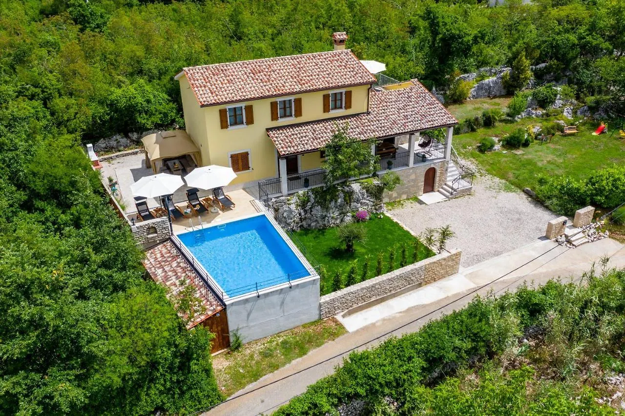 Villa Gogli With Private Pool In Rabac Labin Nedeščina